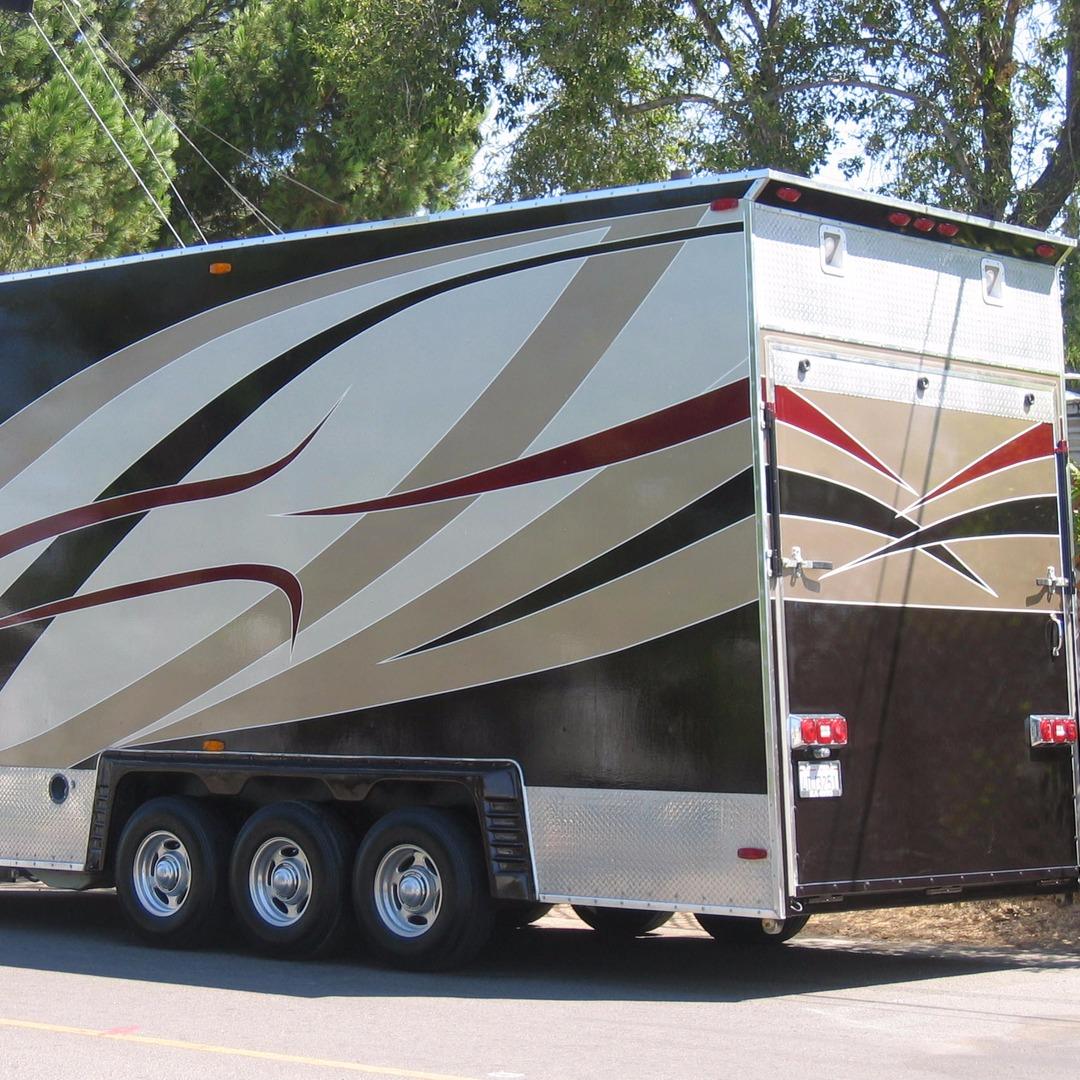 Bumpers Dents N Scratches - RV &amp; Auto Body Paint &amp; Repair Logo