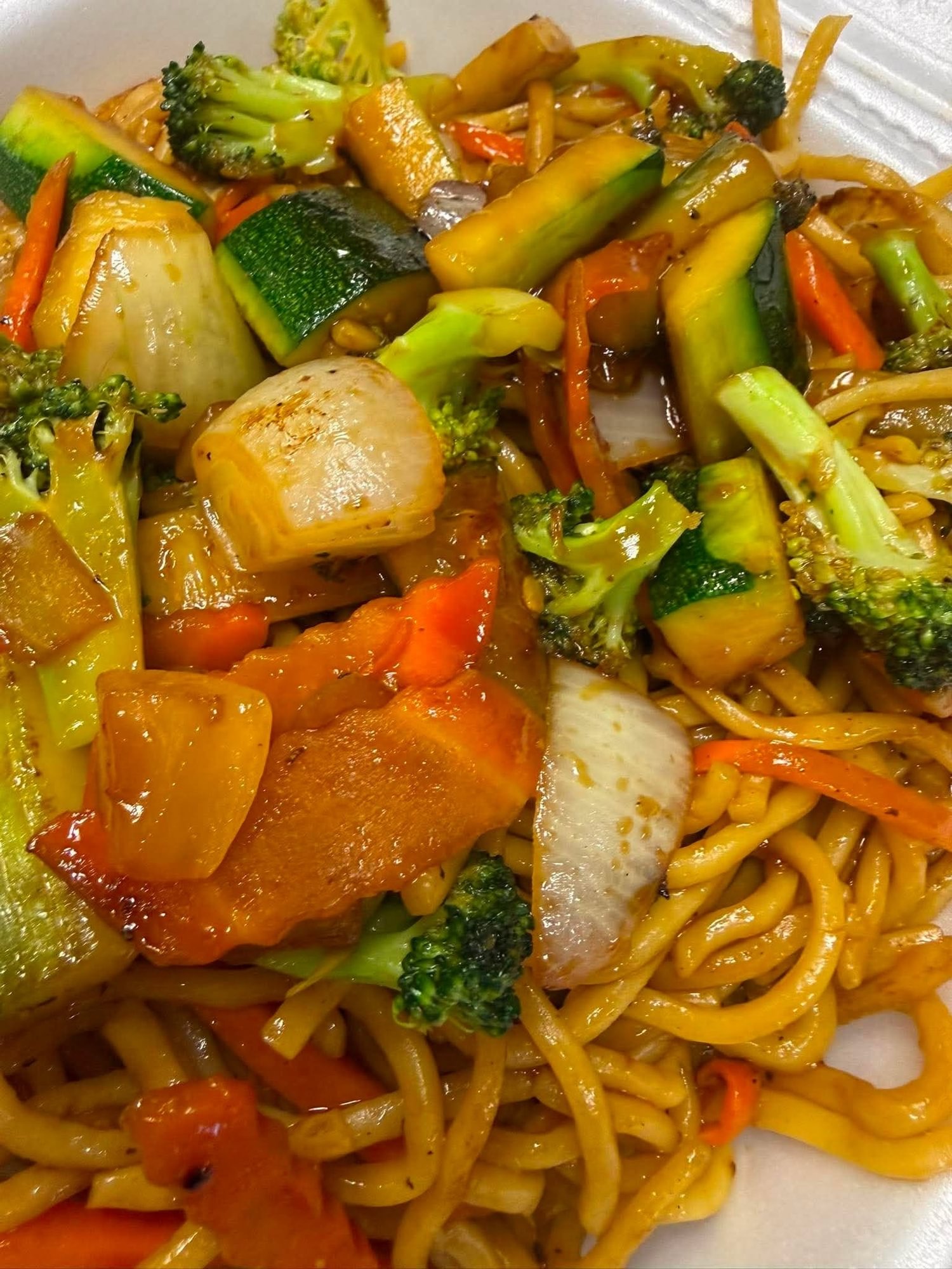 VEGETABLE LO MEIN