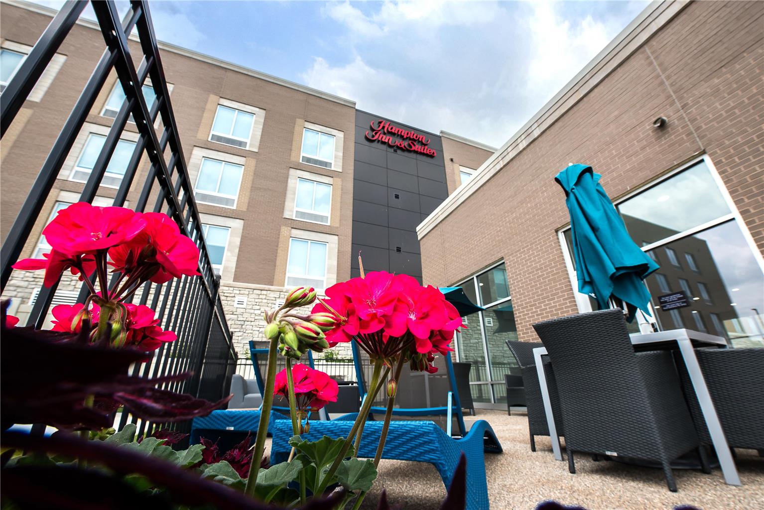 Hampton Inn & Suites Howell Image