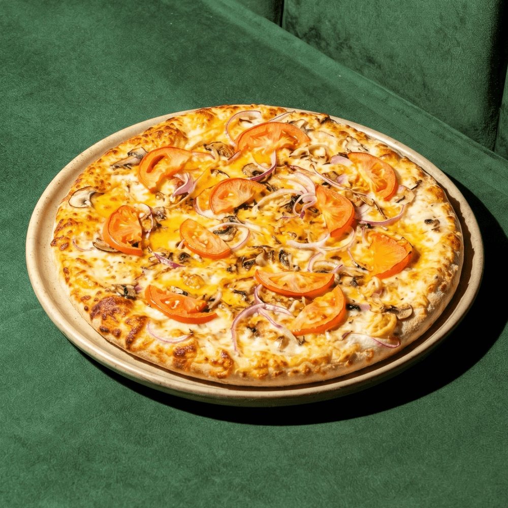 Chicken Garlic Supreme Pizza (Tuesday Special)
