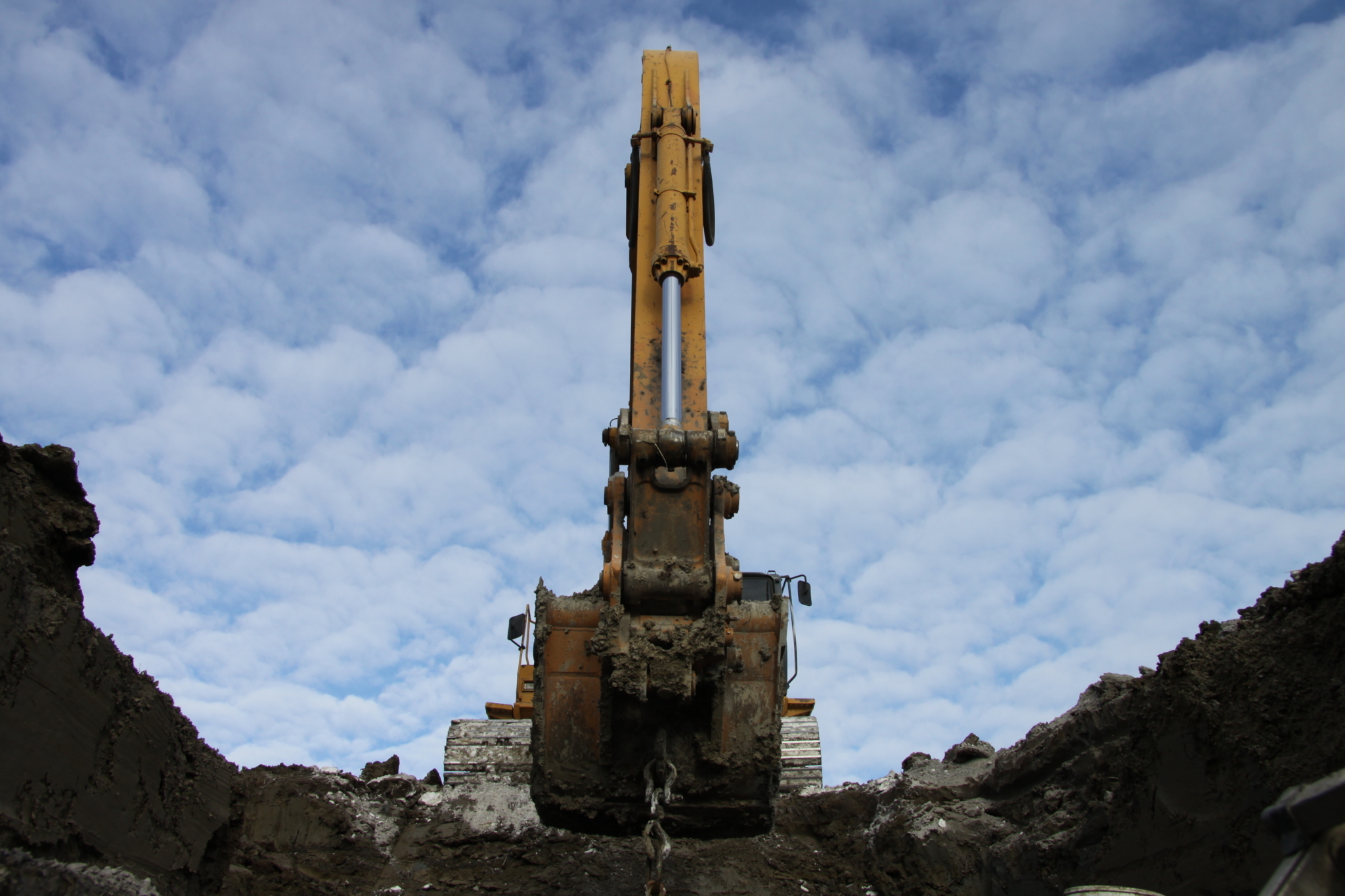 Images Primrose Cartage Ltd & Excavating Ltd