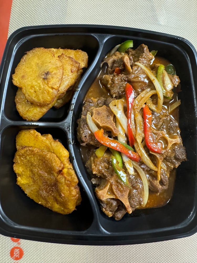 Ke Bèf (Oxtail)