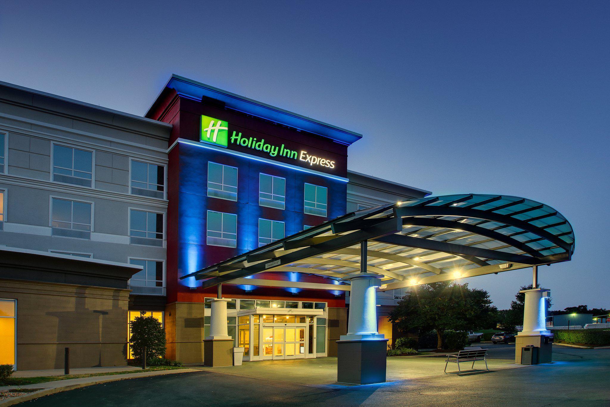 Holiday Inn Express Lexington North-Georgetown Photo