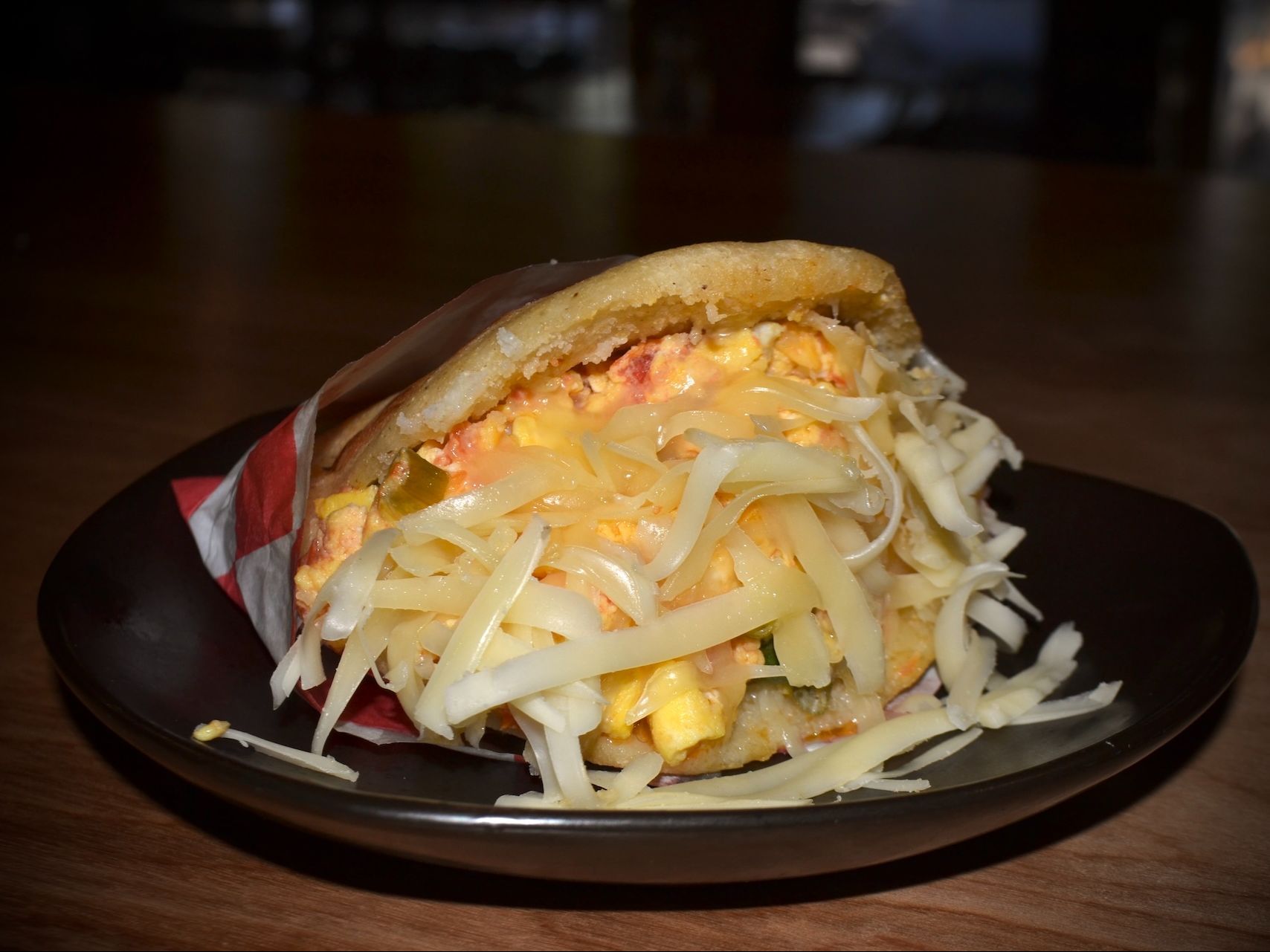 Scrambled Egg & Cheese Arepa / Arepa Perico