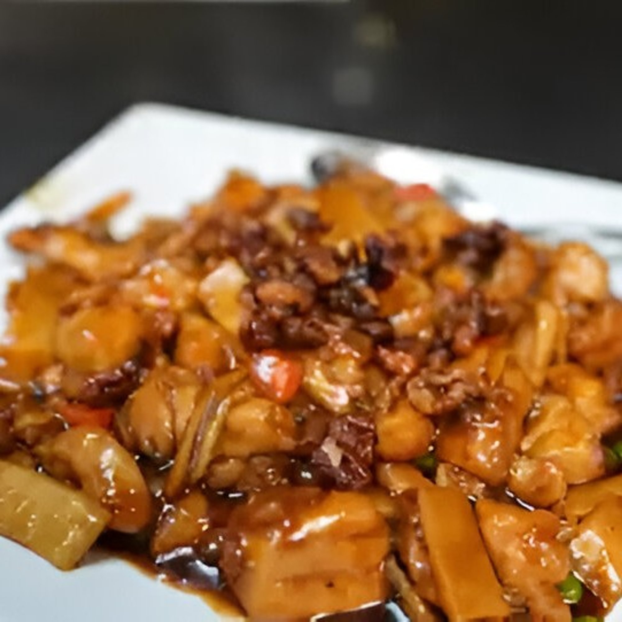 Chicken with Honey Walnuts