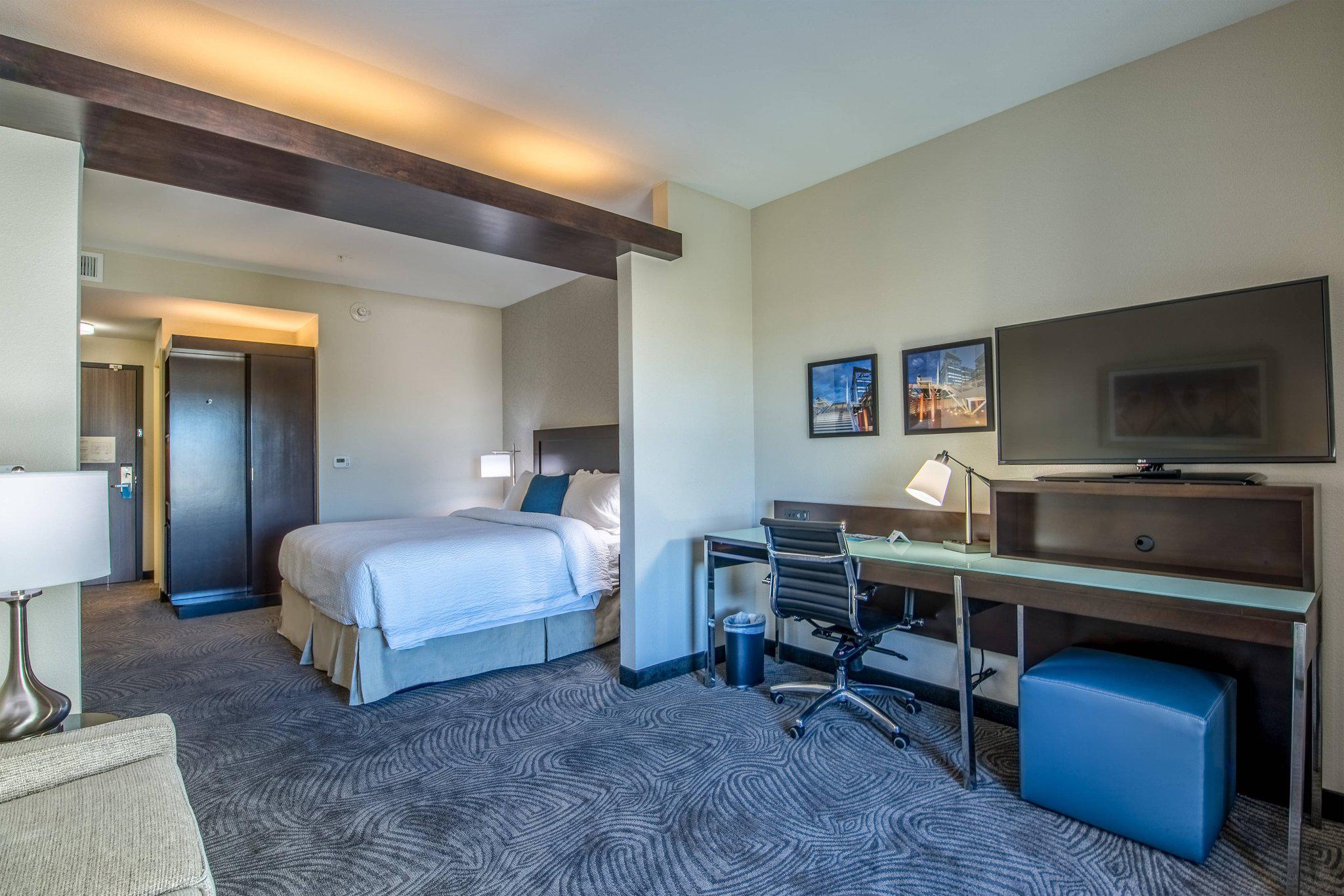 Fairfield Inn & Suites by Marriott Denver Downtown Photo