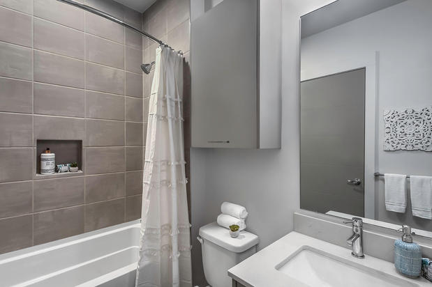 Images Camden Grandview Apartments and Townhomes