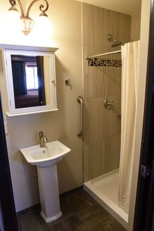 Images Best Western of Harbor Springs