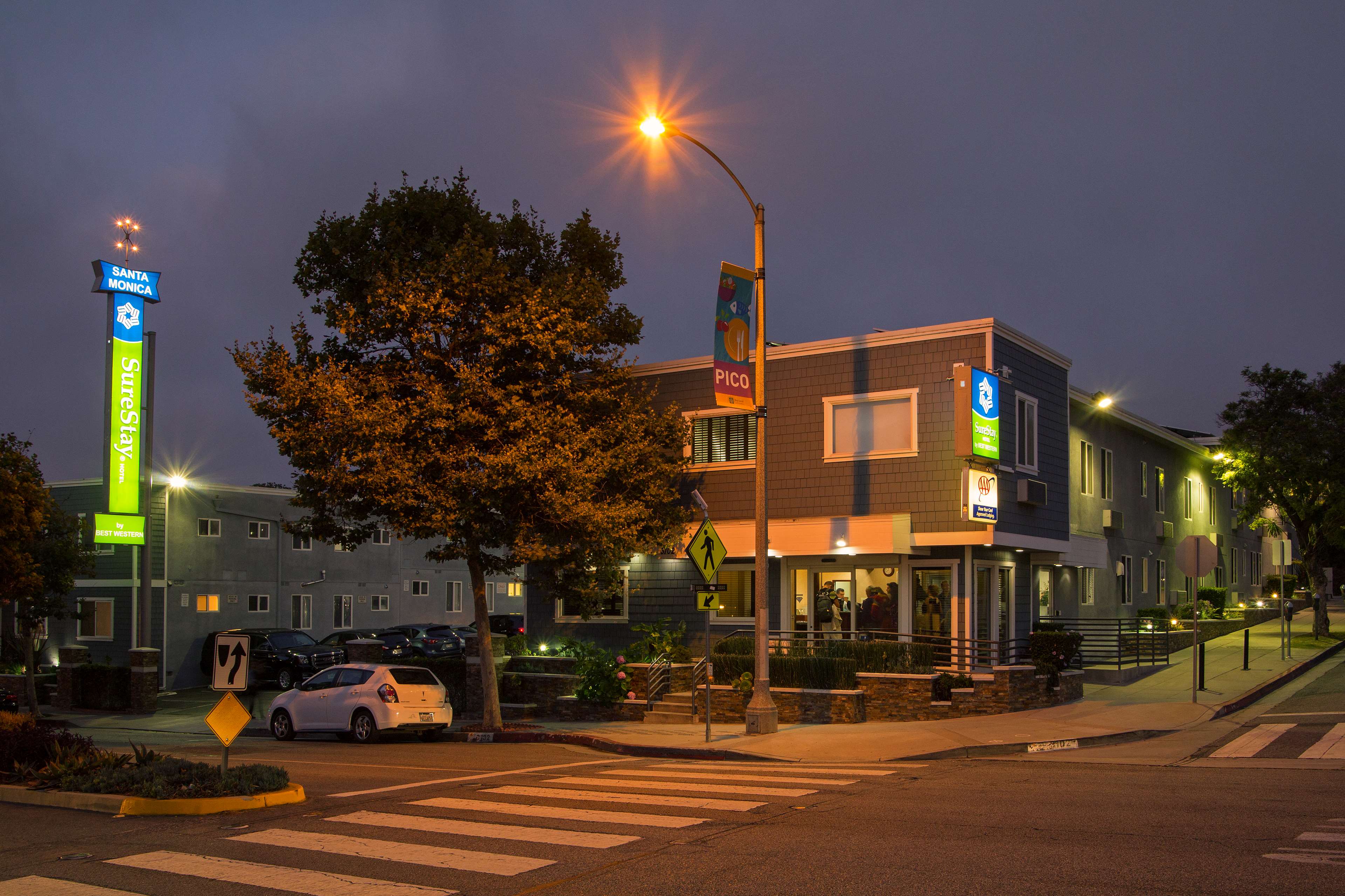 SureStay Hotel by Best Western Santa Monica Photo