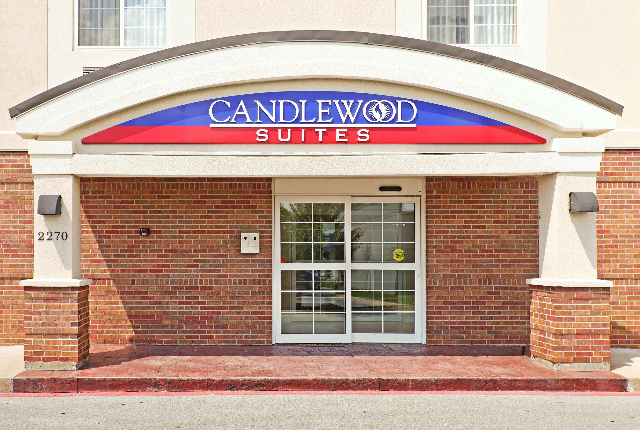 Candlewood Suites Fayetteville-Univ of Arkansas Photo
