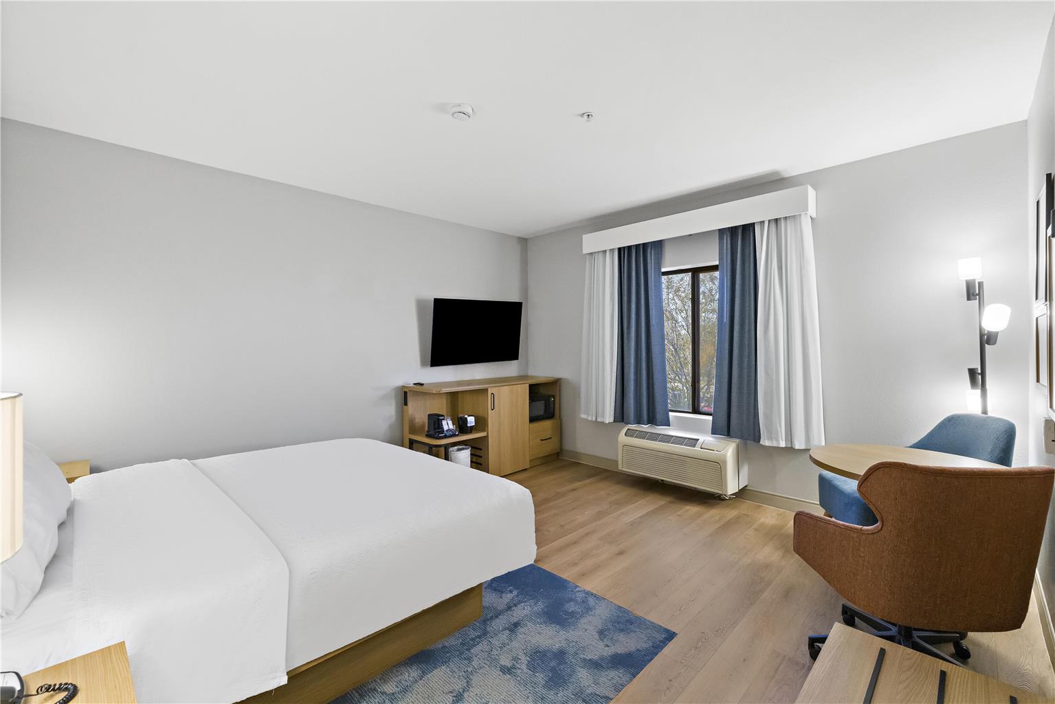 Hampton Inn & Suites Lancaster Image