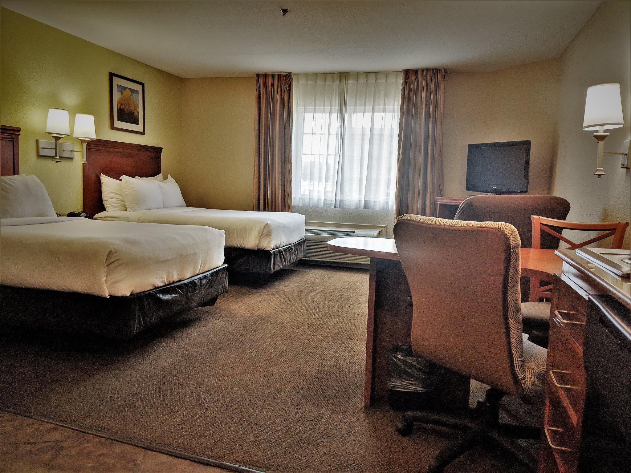 Candlewood Suites Macon Photo