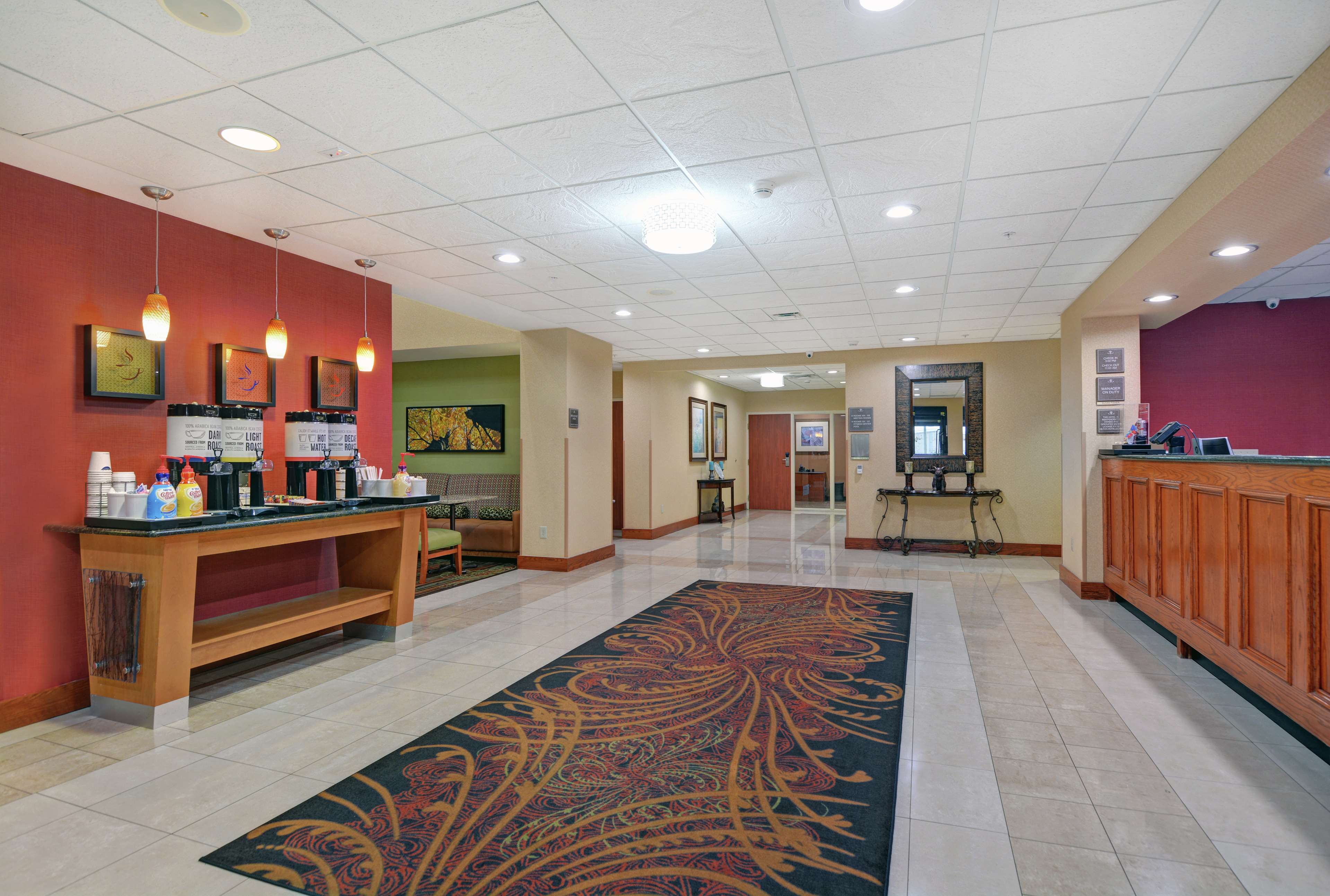 Hampton Inn Fayetteville Photo