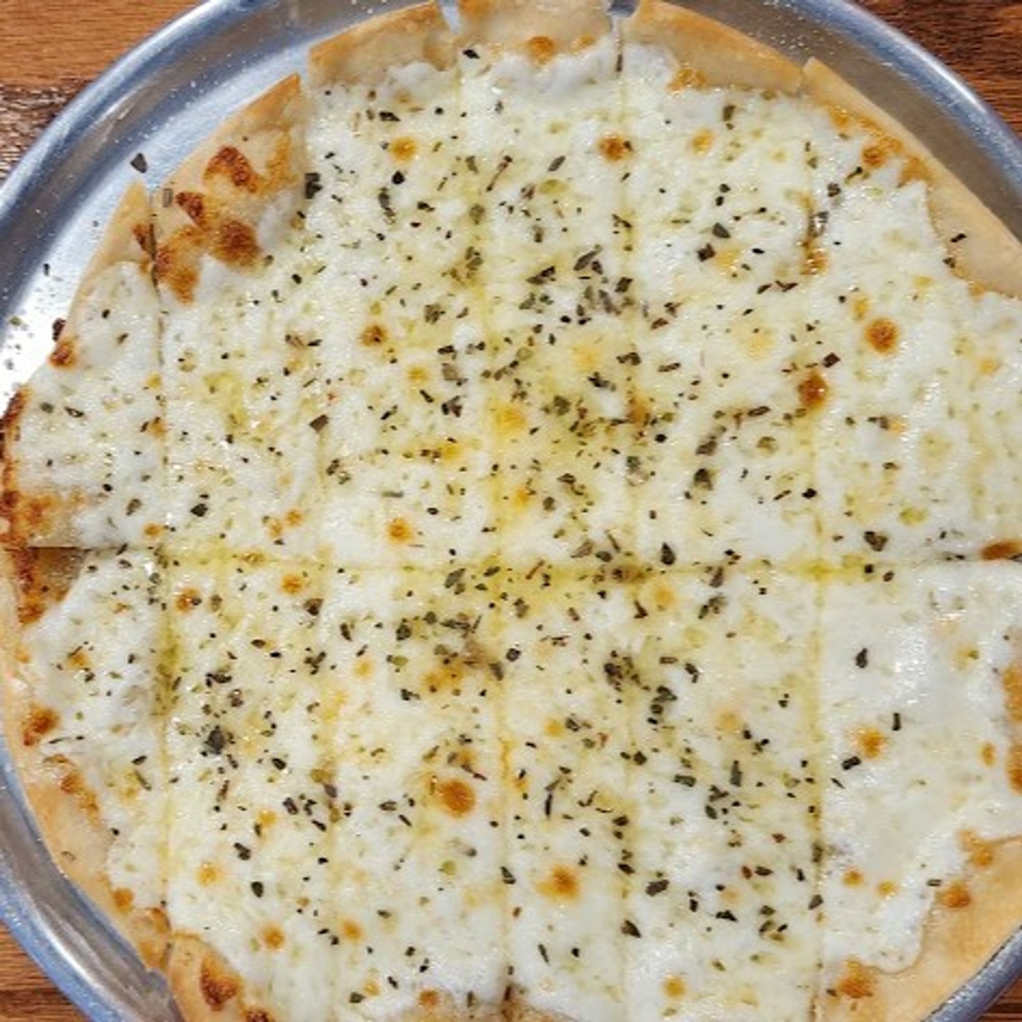 Kelly's Cheese stick pizza