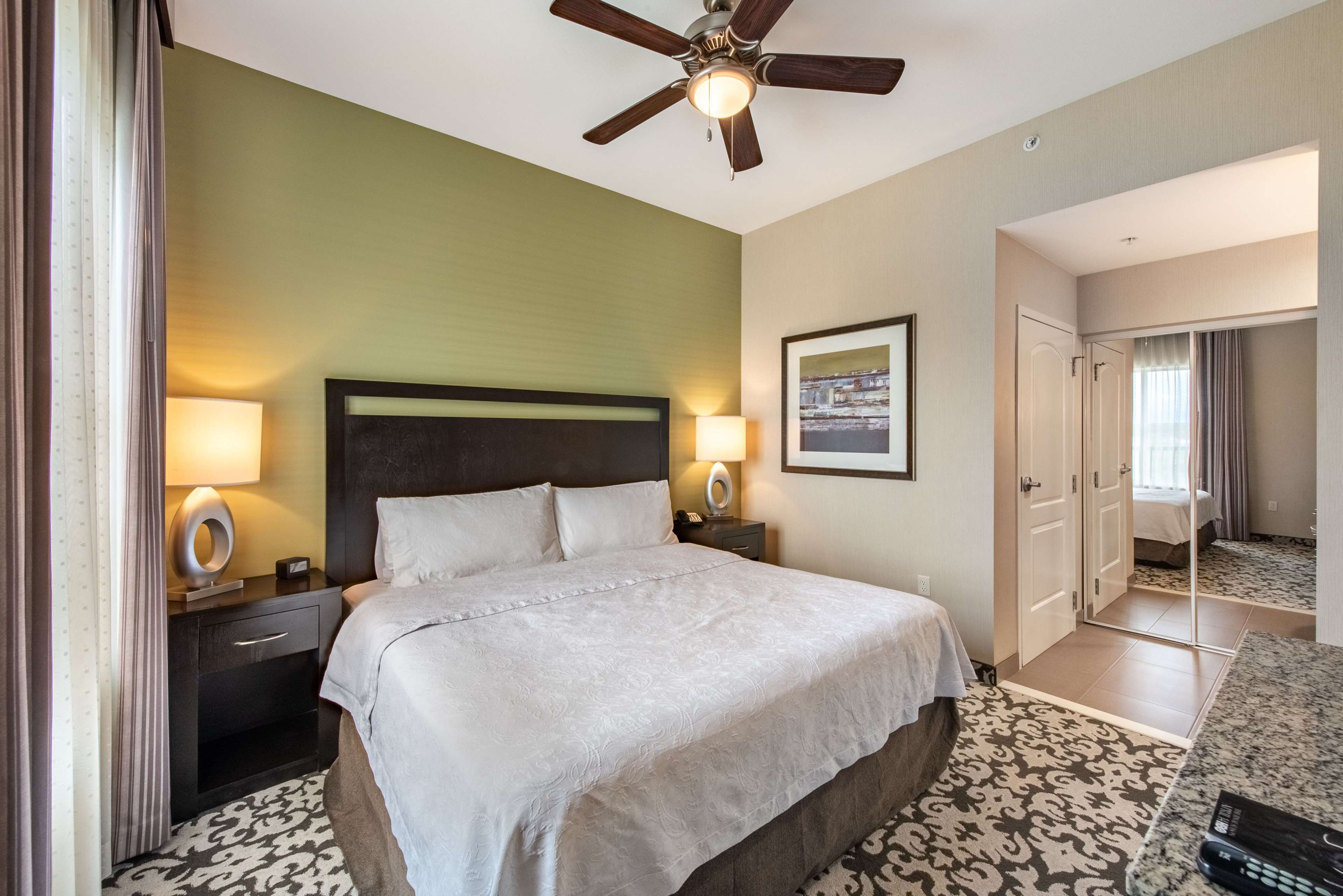 Guest room