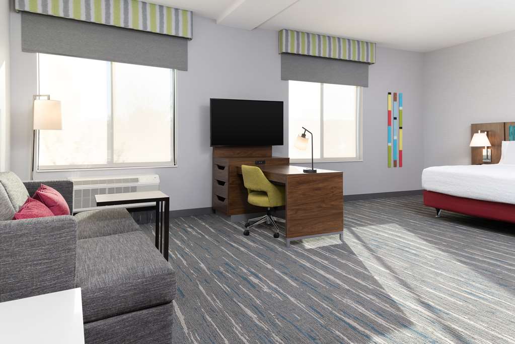 Hampton Inn & Suites Santa Rosa Sonoma Wine Country Image