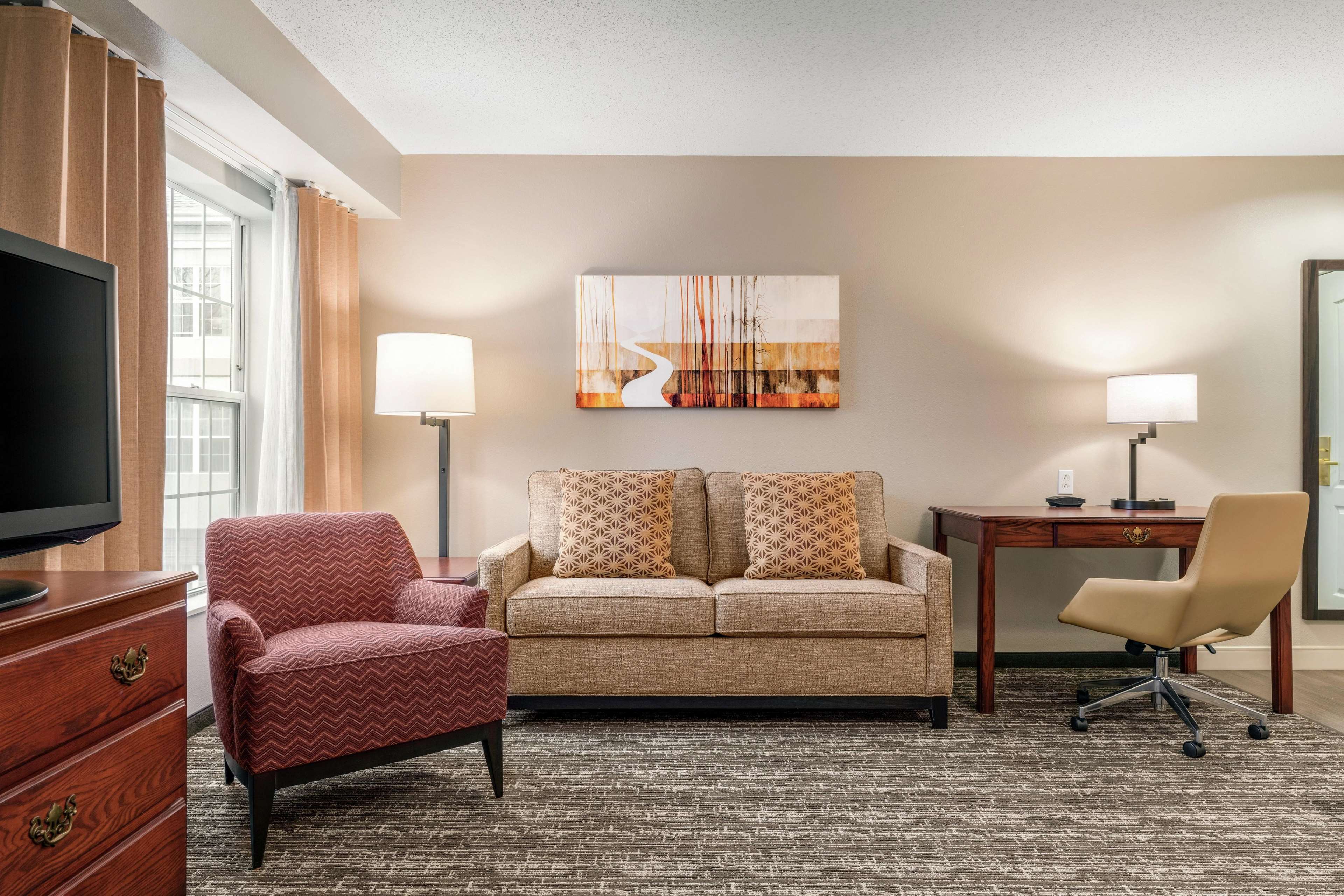 Homewood Suites by Hilton Providence-Warwick Photo