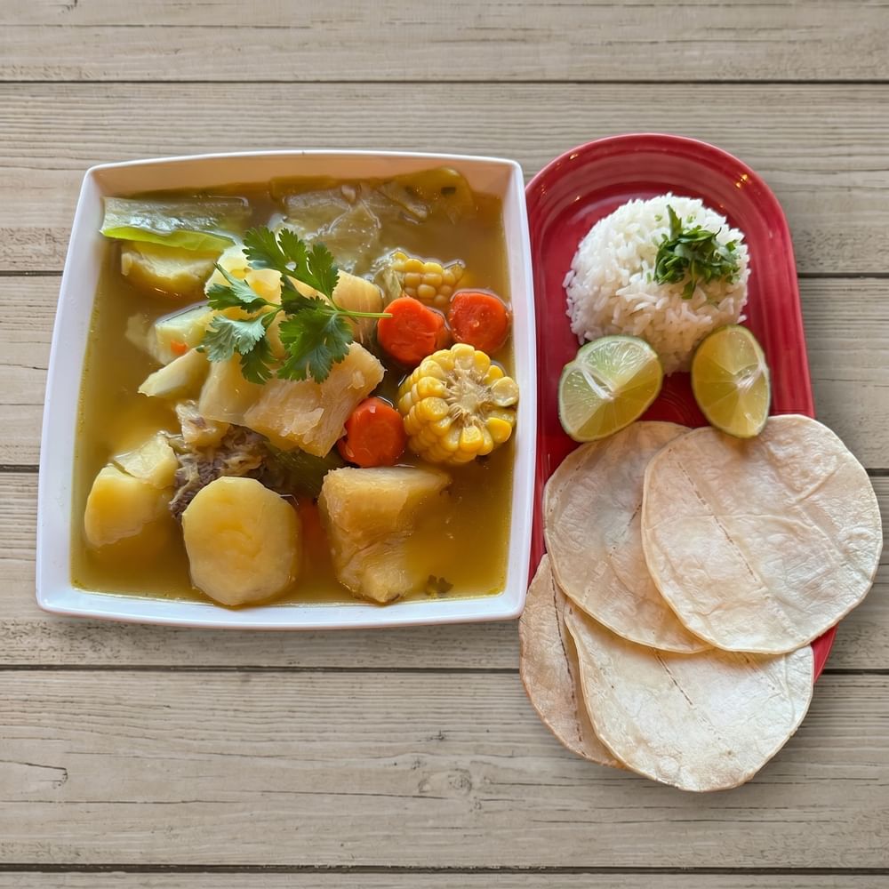Sopa de Res