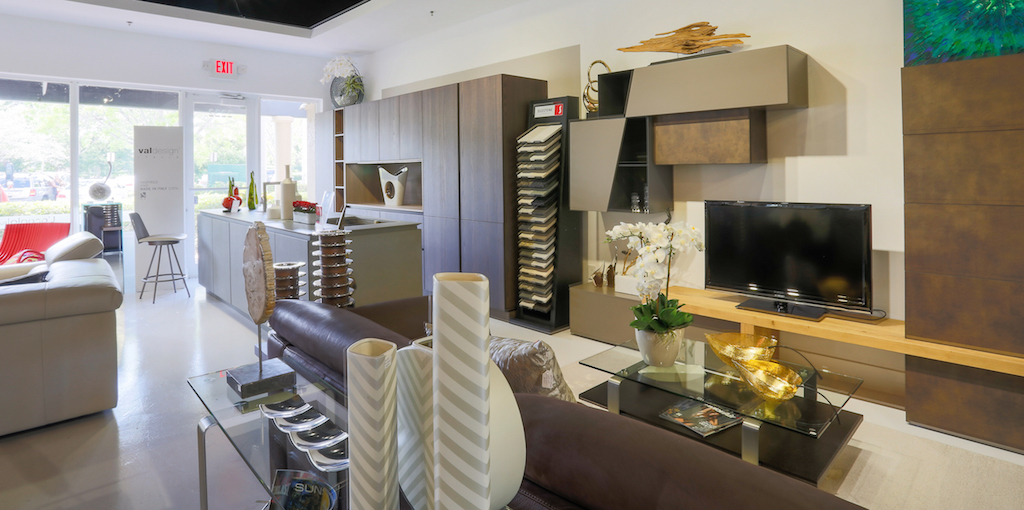 L'angolo Furniture and Art Image