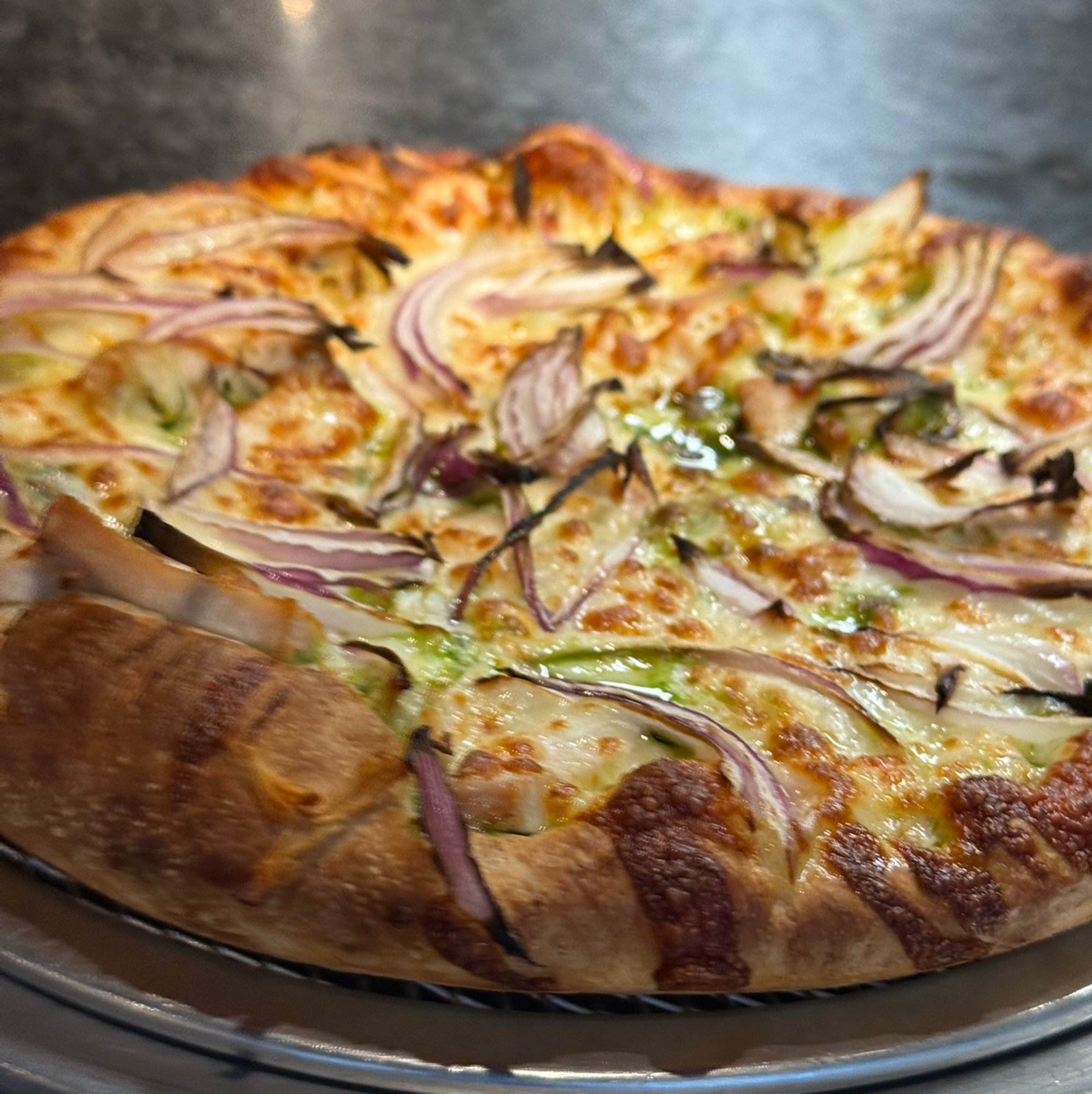 Garlic Chicken Pizza (Medium 12")