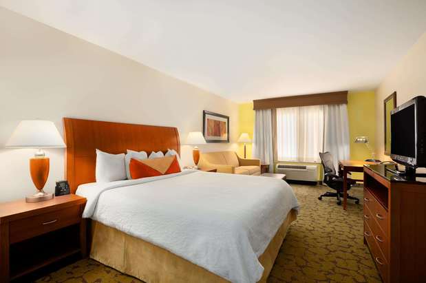 Images Hilton Garden Inn Scottsdale North/Perimeter Center
