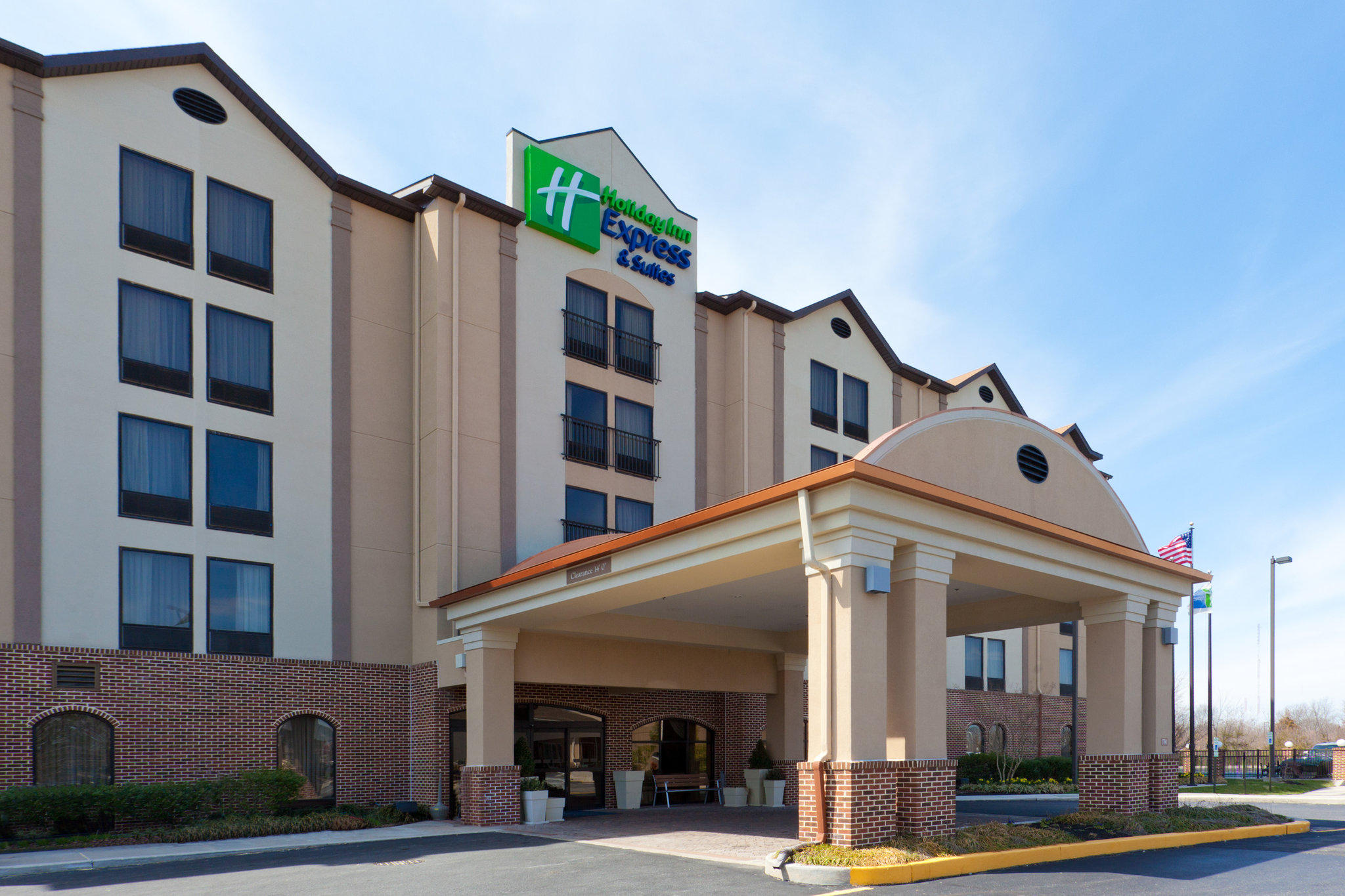 Holiday Inn Express & Suites Dover Photo