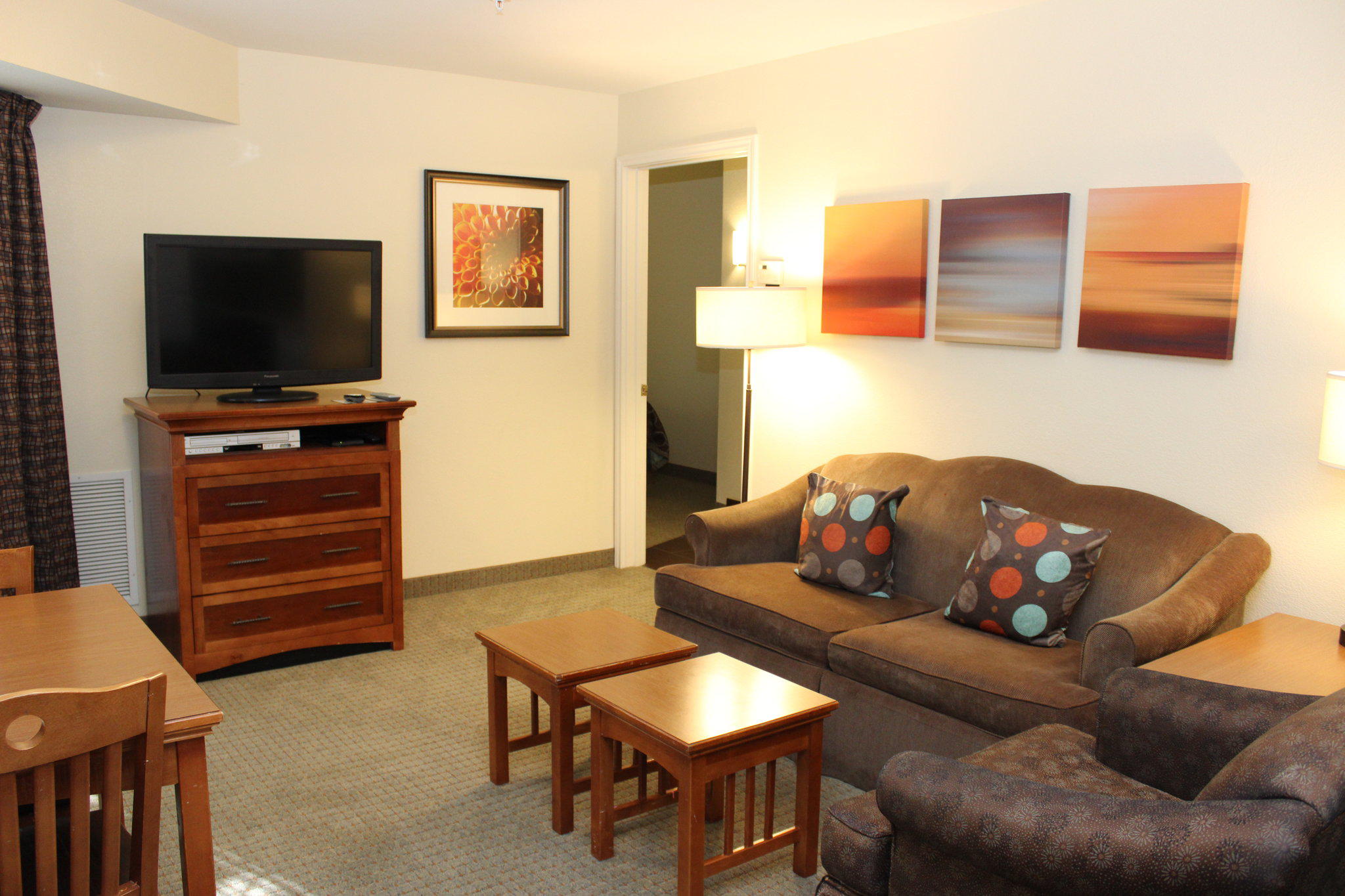 Staybridge Suites Vancouver-Portland Metro Photo