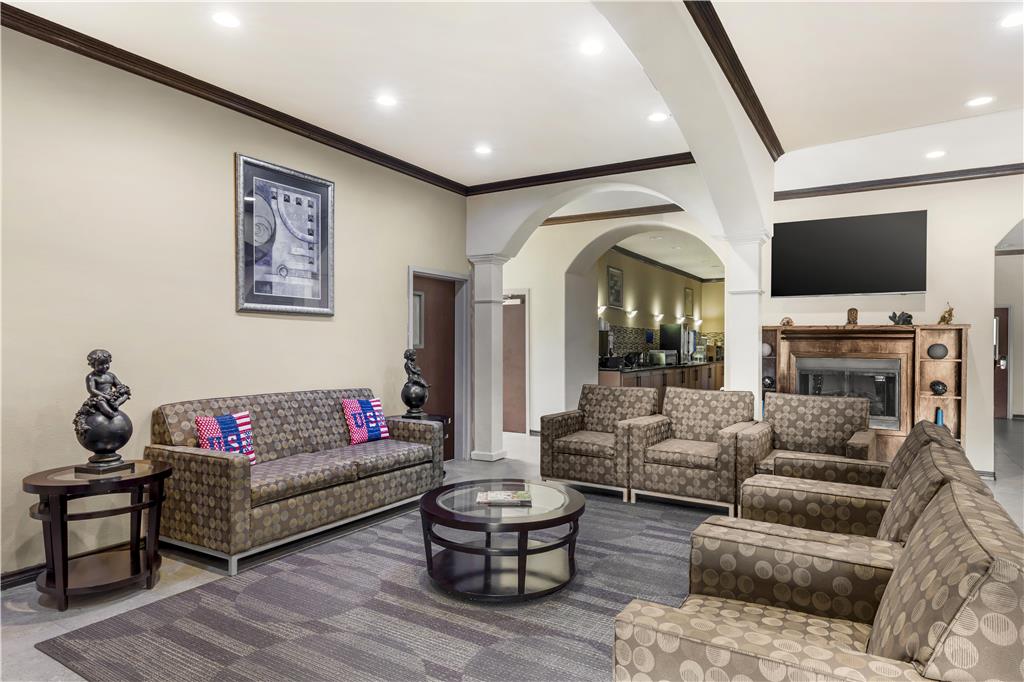 Best Western Red River Inn & Suites Image