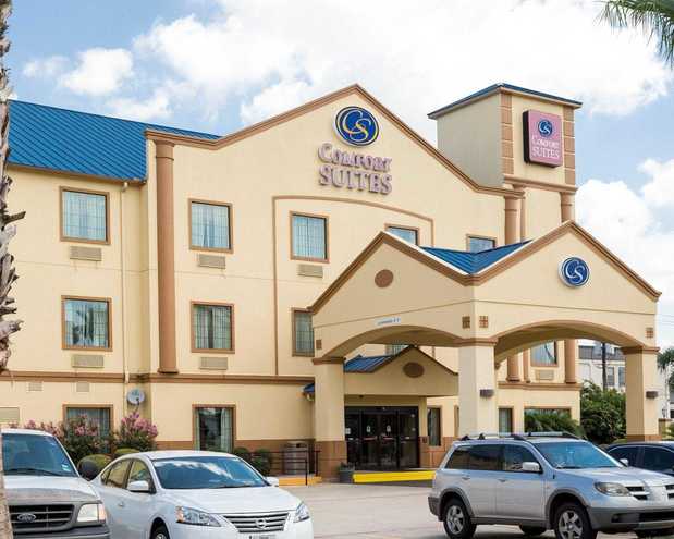 Images Comfort Suites