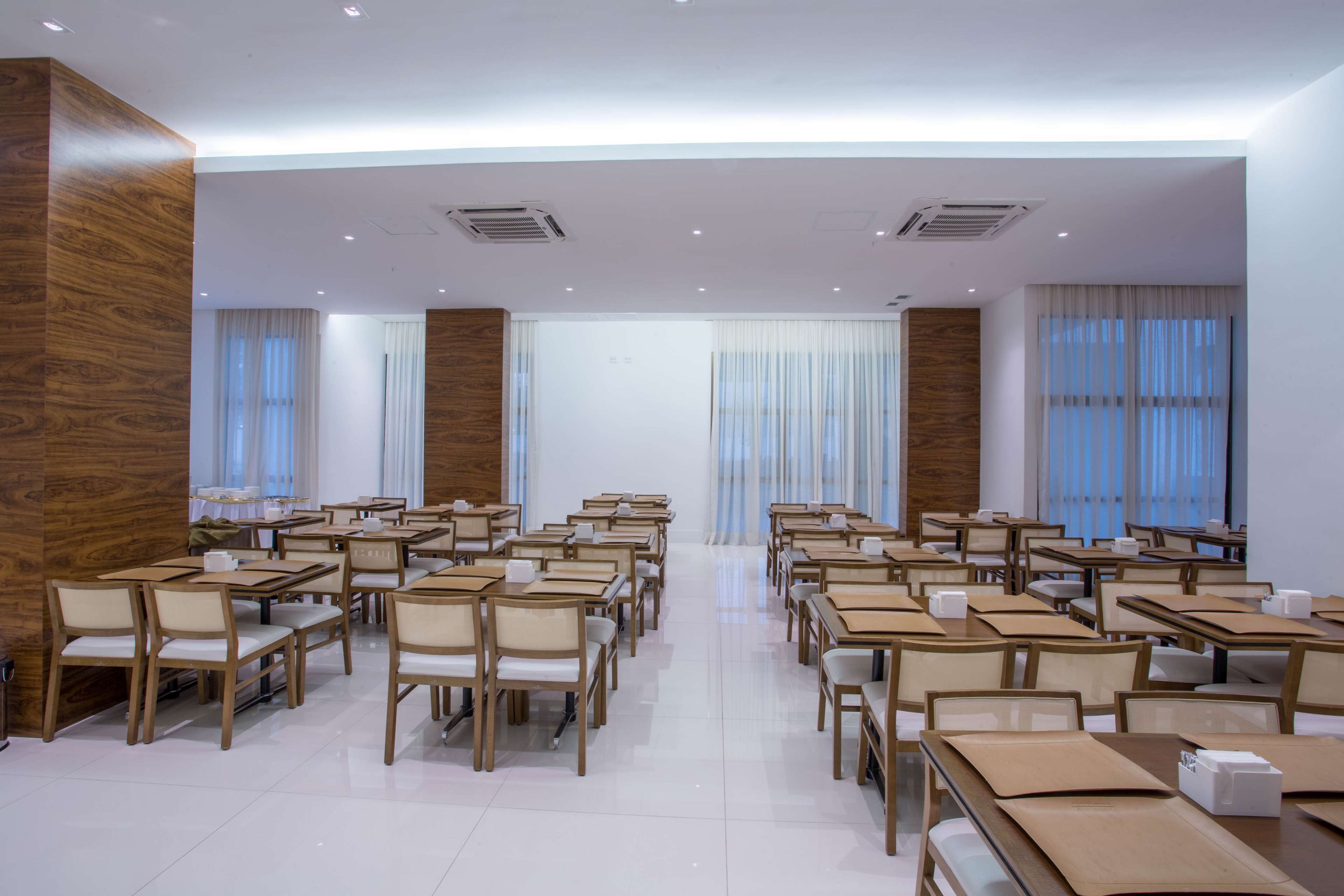 Images Best Western Rio Convention Suites