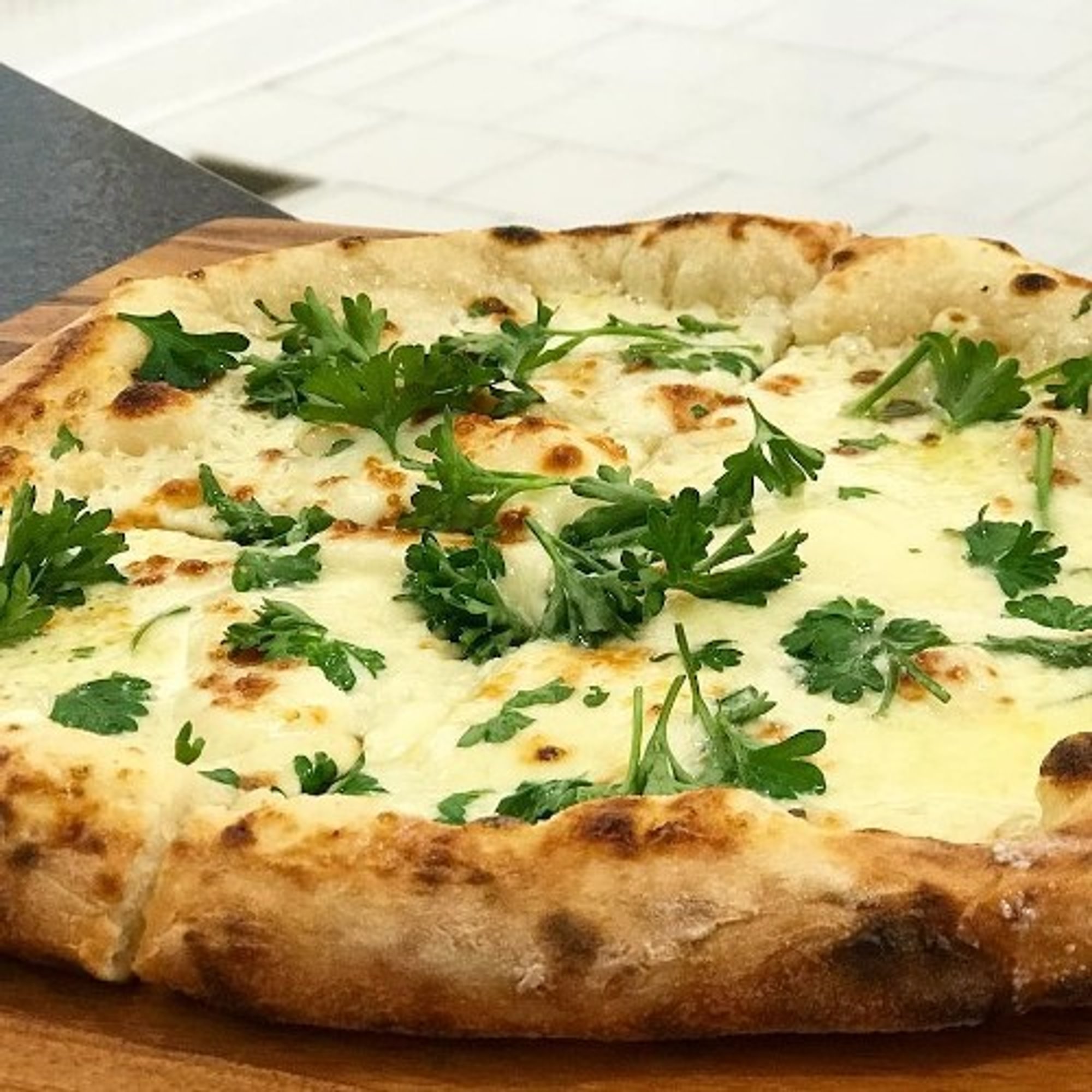 Saganaki Pizza