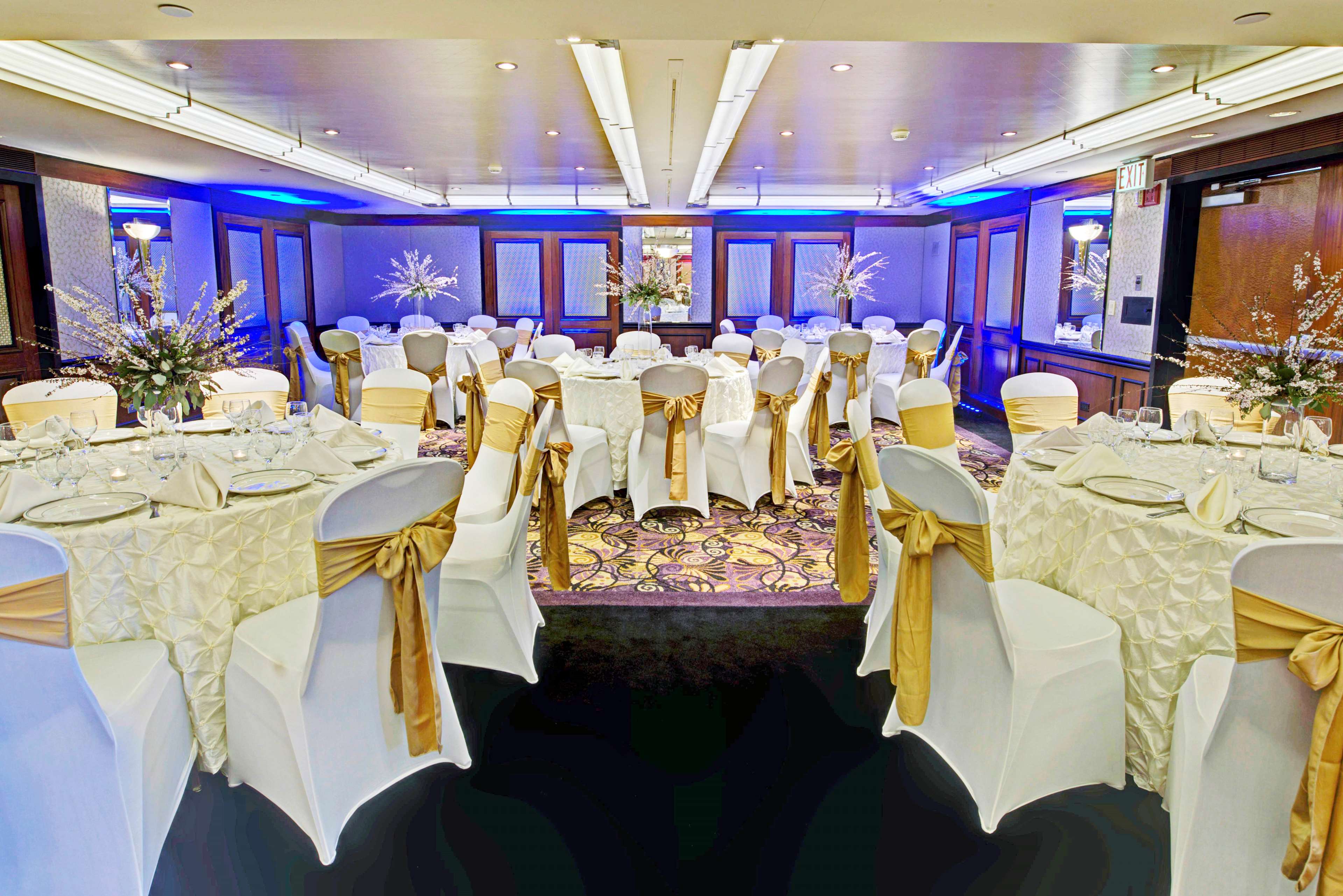 Inn at Great Neck, BW Premier Collection Photo