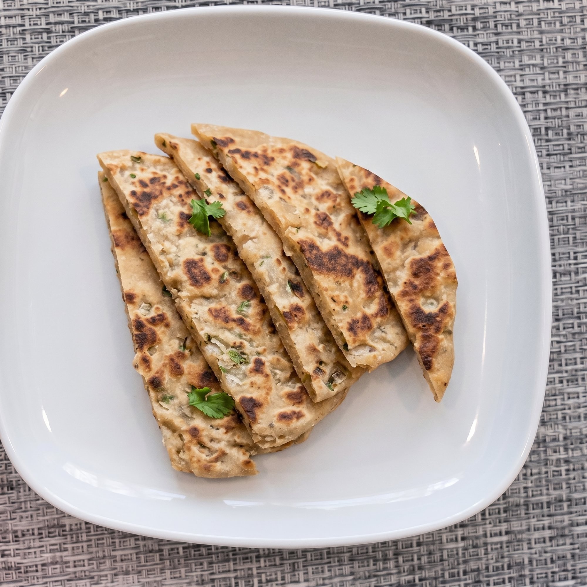 Stuffed Onion Kulcha
