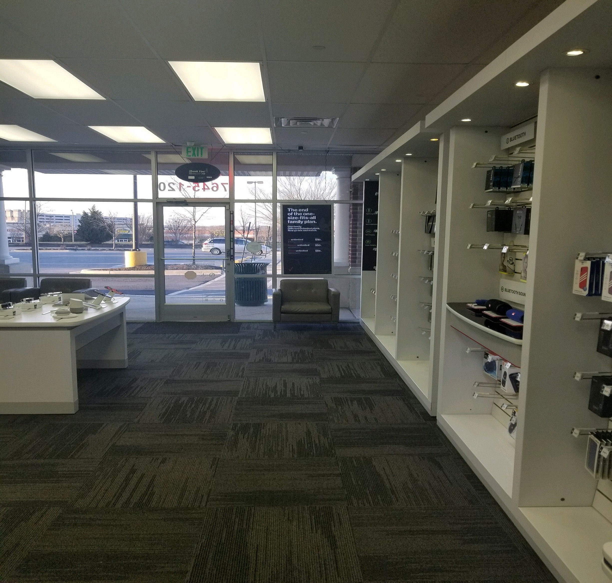 Verizon Authorized Retailer – GoWireless Photo