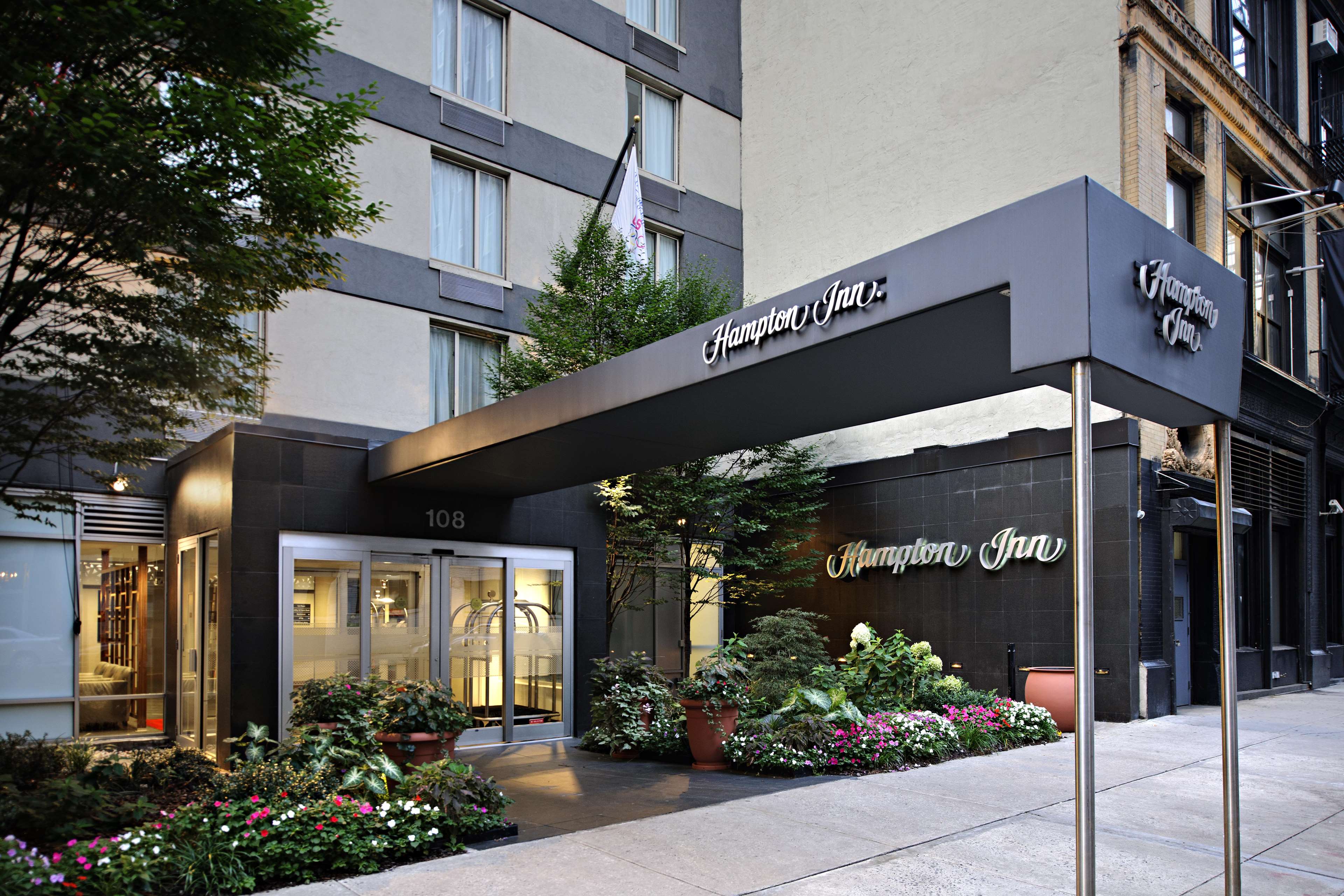 Hampton Inn Manhattan-Chelsea Photo