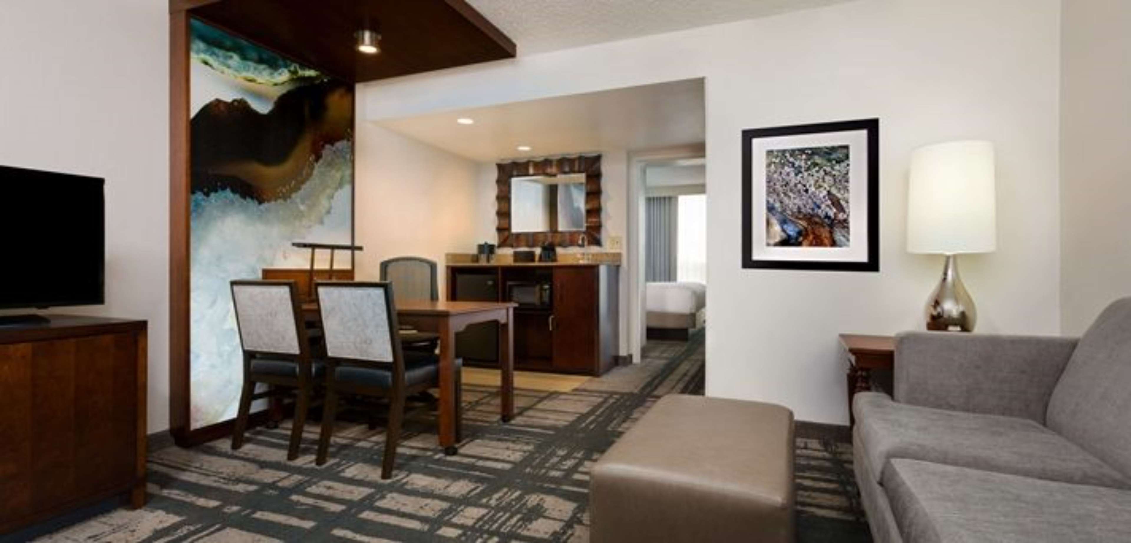 Guest room