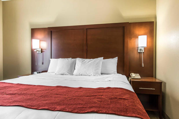 Images Comfort Suites