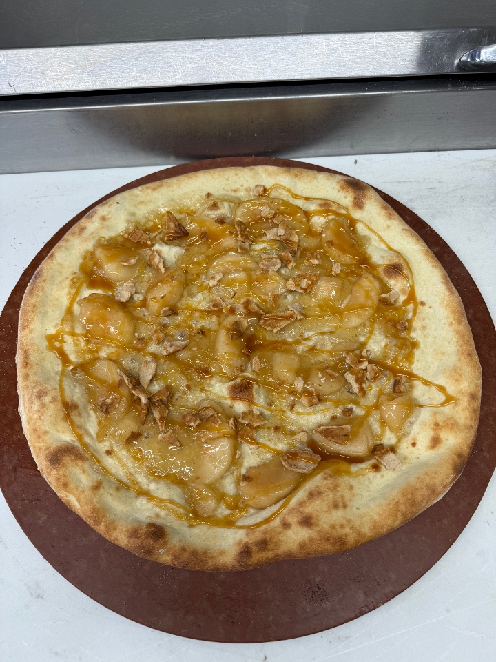 Apple Pie Pizza