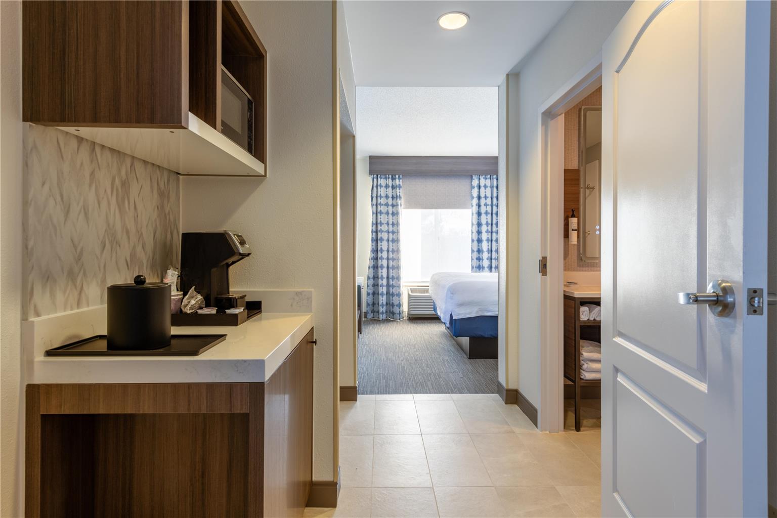 Hilton Garden Inn Auburn Riverwatch Image