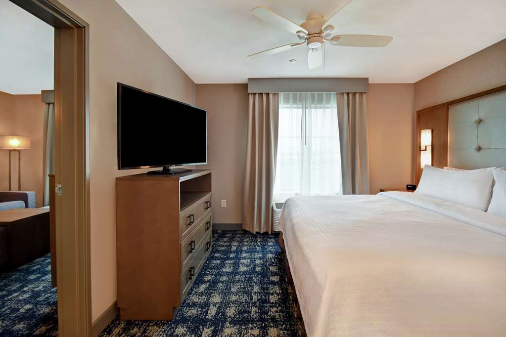 Homewood Suites by Hilton Orange New Haven Image