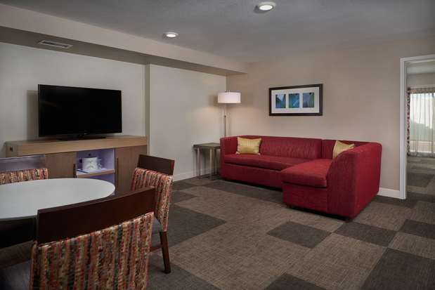 Images Hampton Inn & Suites Phoenix/Scottsdale on Shea Boulevard