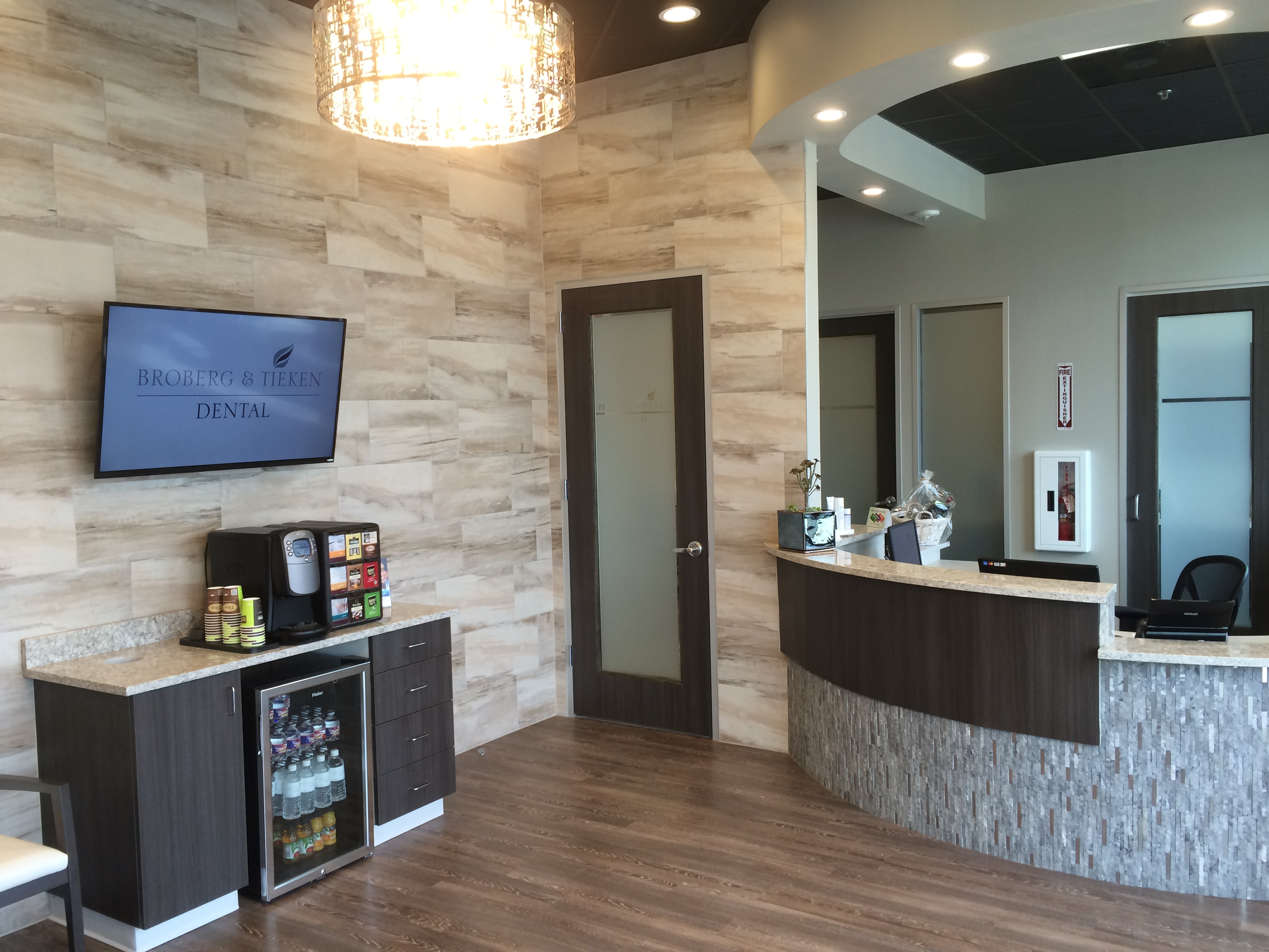 Broberg & Tieken Dental Photo