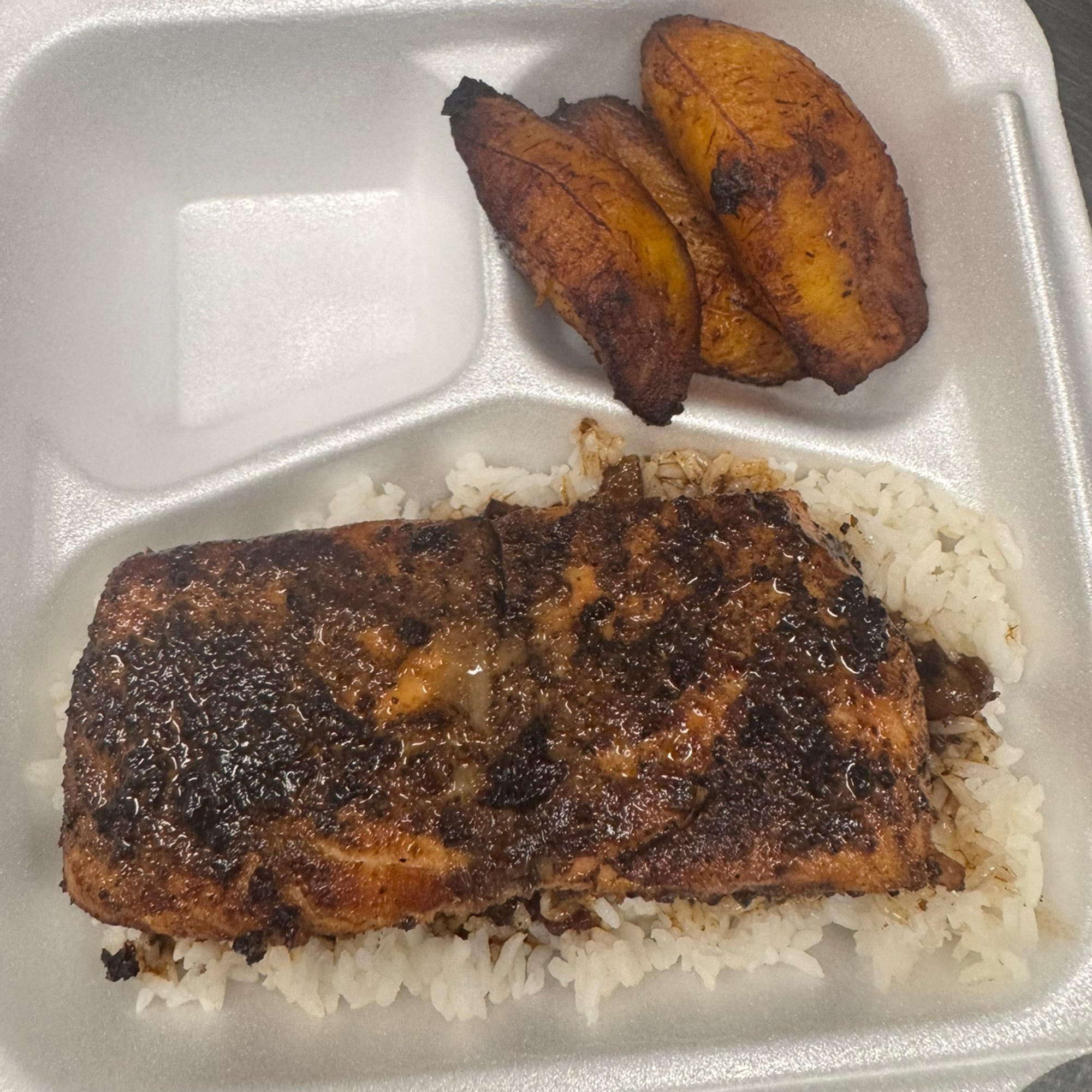 Jerk Salmon Entree