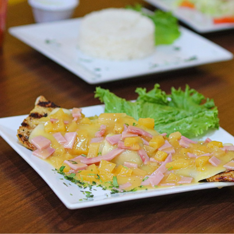 Lomo con Salsa Hawaiiana