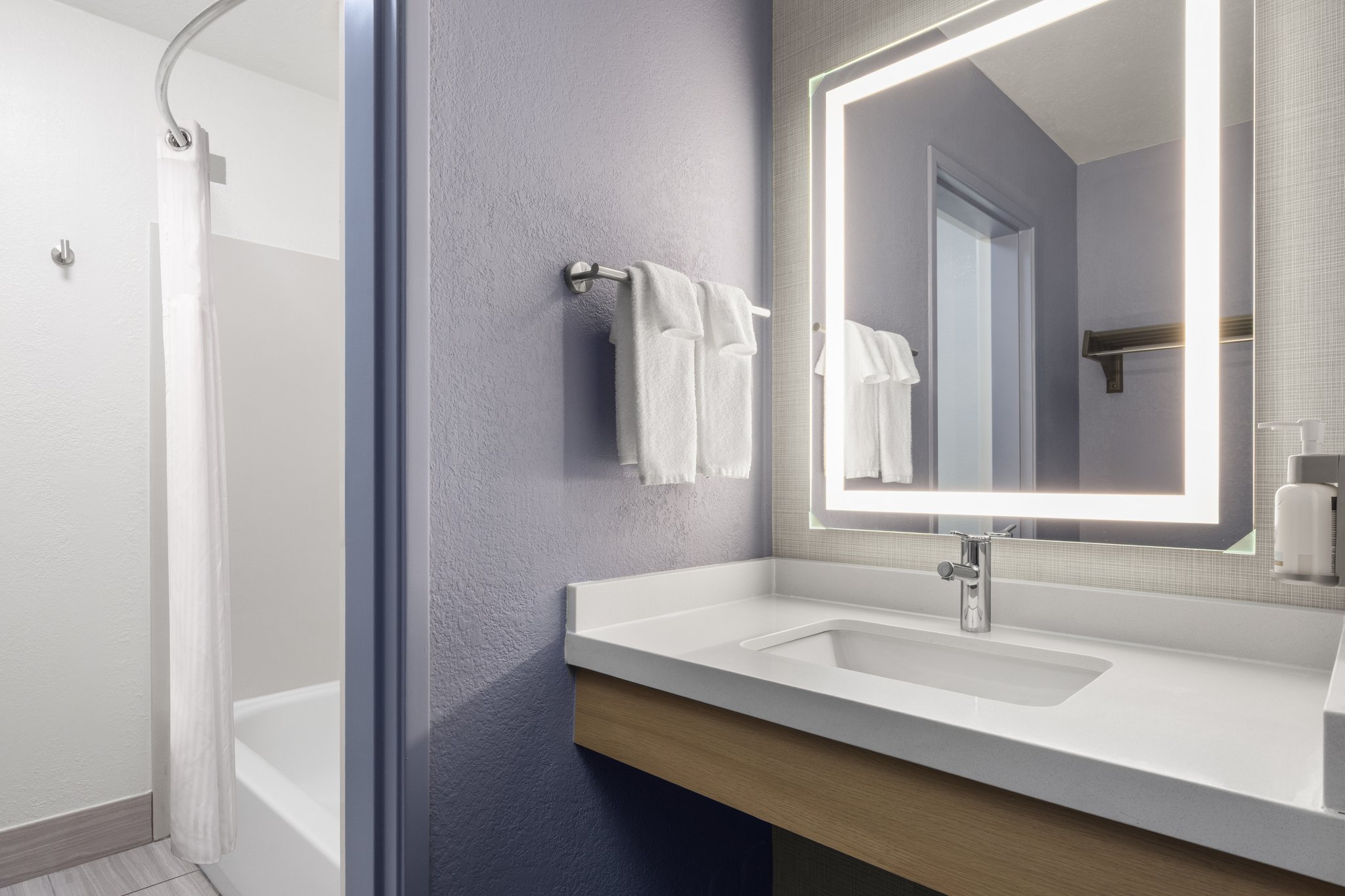 Garner Hotel Provo South by IHG Image