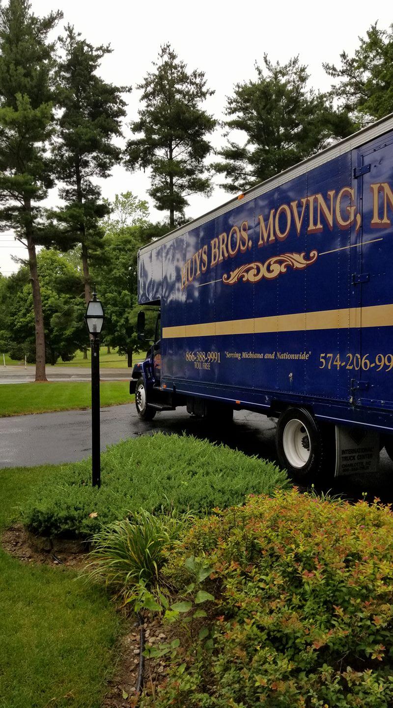 Huys Bros. Moving, INC. Image