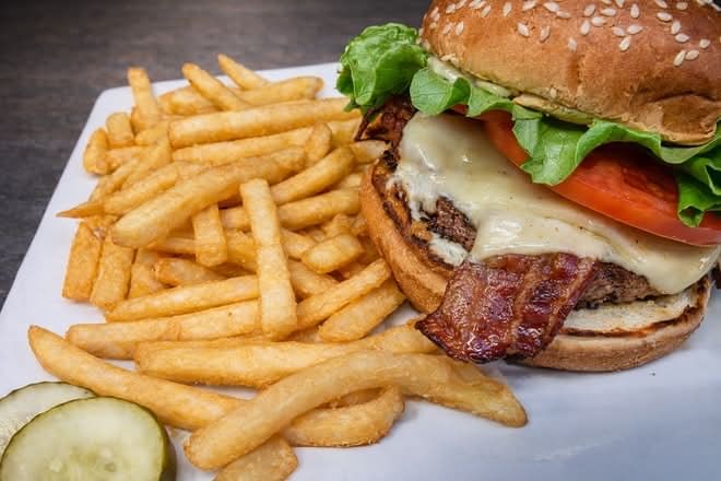Chipotle Bacon Cheeseburger