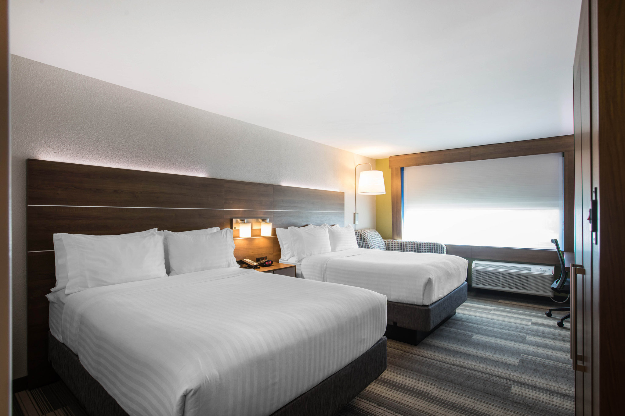 Holiday Inn Express & Suites Ludington by IHG Image