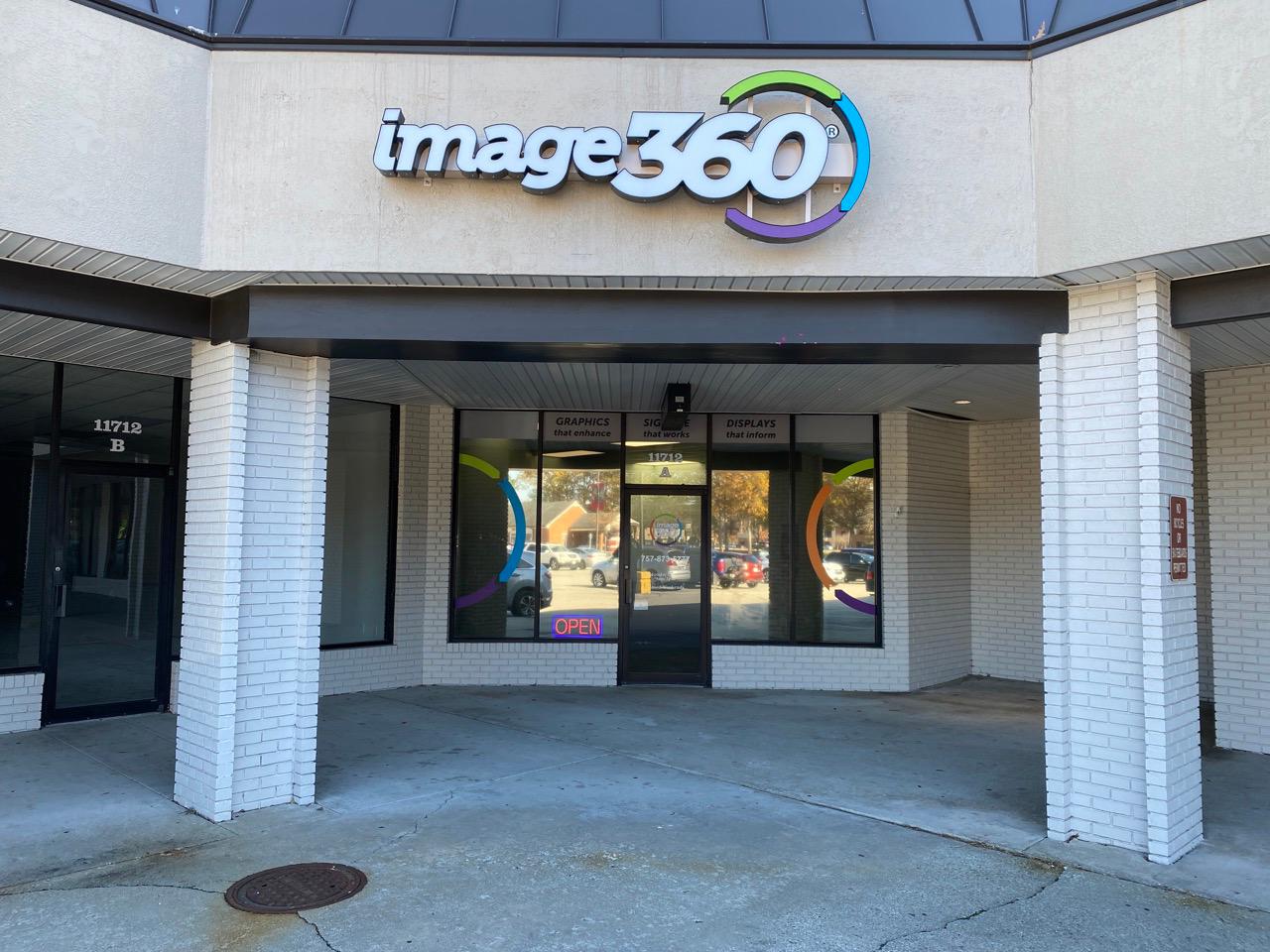 Entrance to image360.