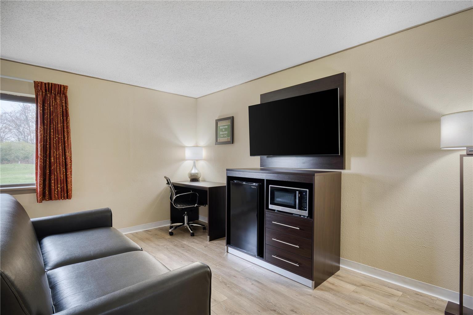 SureStay by Best Western Massena Image